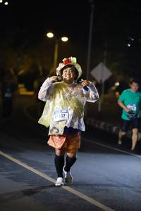 BIB: 6402
                            <button type="button" onclick="openModal(16529583)" class="btn btn-primary btn-sm float-right btn-popup" data-toggle="modal" data-target=".modal-high-quality">
                        <i class="fas fa-shopping-cart"></i> Add to Cart
                    </button>
                                            <button type="button" onclick="isThisMe(16529583, true)" class="btn btn-success btn-sm float-right btn-popup btn-isme hidden" data-toggle="tooltip" data-placement="bottom" title="นี่คือรูปของคุณใช่ไหม คลิกที่นี่เพื่อเอาเข้าอัลบั้ม">
                        <i class="fas fa-plus"></i> Add to album
                    </button>
                    <button type="button" onclick="isThisMe(16529583, false)" class="btn btn-warning btn-sm float-right btn-popup btn-isnotme hidden">
                        <i class="fas fa-ban"></i> Remove from album
                    </button>